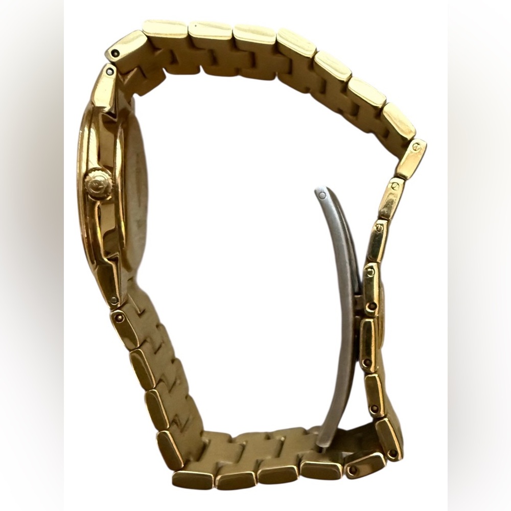 “NWOT VINTAGE GUCCI 3300.2.L WOMEN’S GOLD PLATED SWISS QUARTZ WATCH” - Picture 9 of 11